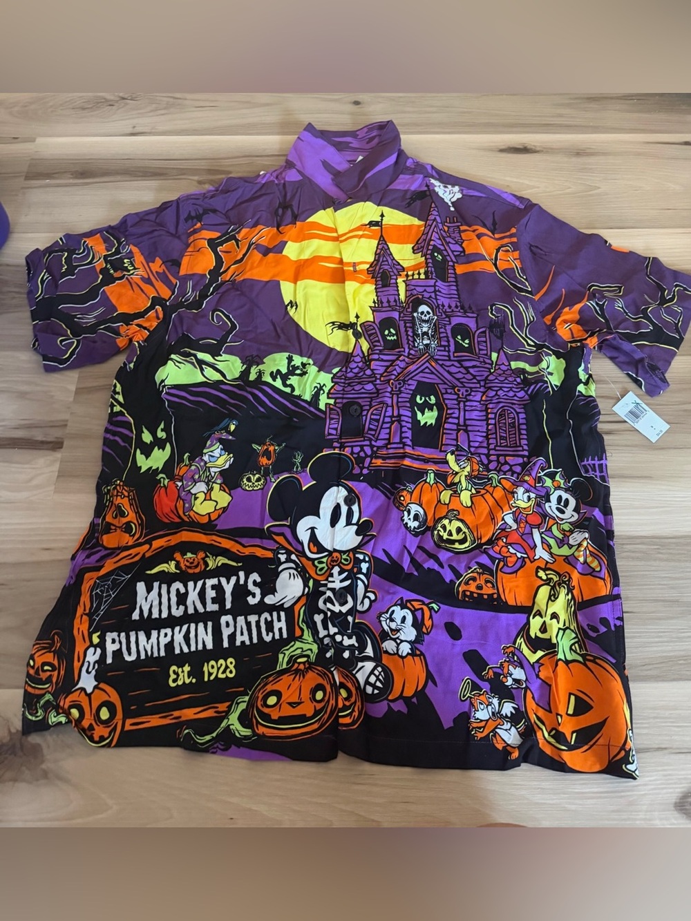 New Halloween Disney pumpkin patch button-down shirt
